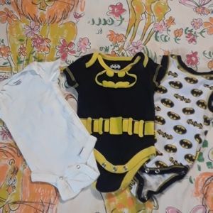 Onesies 2 batman 1 white all new